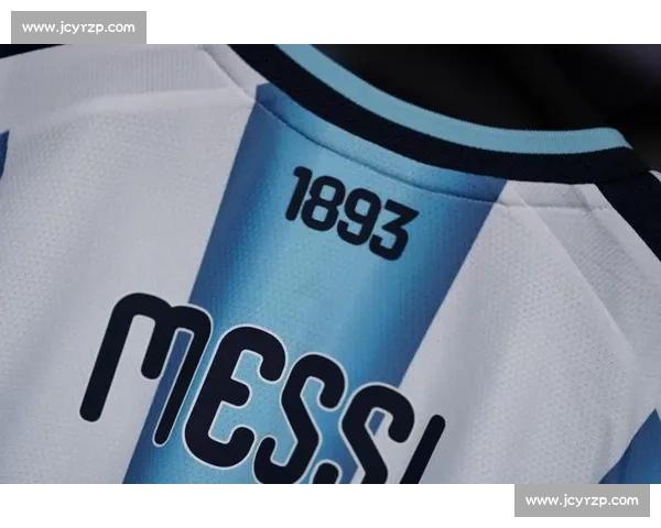 三星渐变下的争议：阿根廷 2026 训练服解码