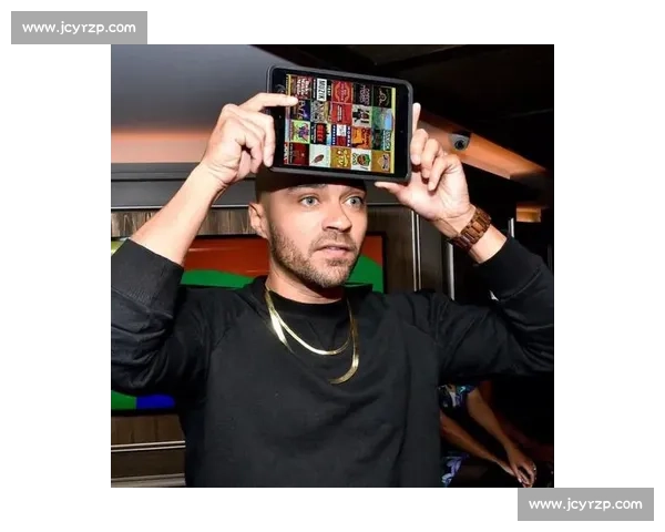 马库斯对决杰森威尼斯巅峰之战力量与智慧的终极较量全新格局引爆赛场